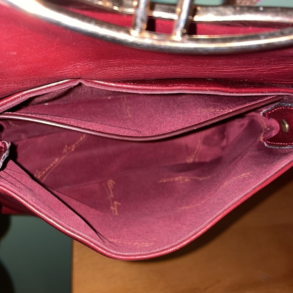 Vintage Etienne Aigner handbag - Picture 17 of 17